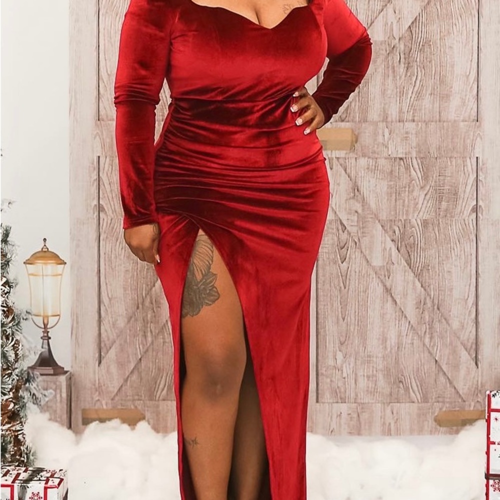 Dress long with split long sleeves